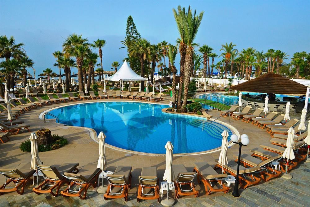 Golden Bay Beach Hotel Larnaca Luaran gambar